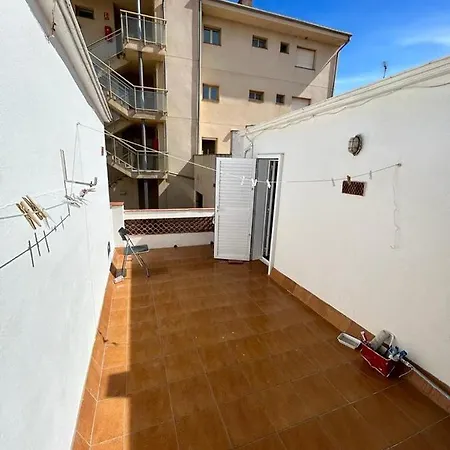 A&v * L' Escala